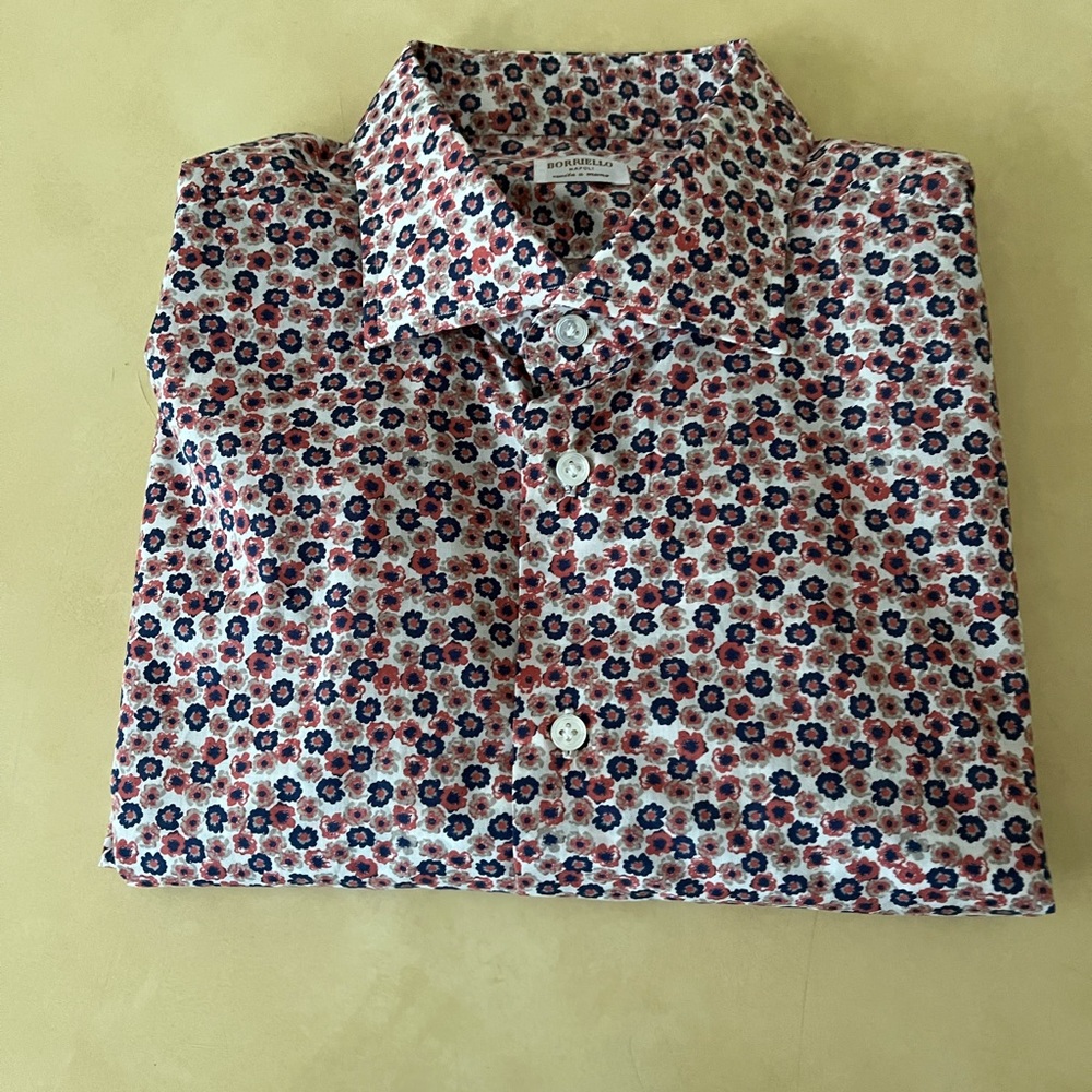 BORRIELLO NAPOLI  - mens print shirt. Size 17 1/2 -44. Handmade shirt